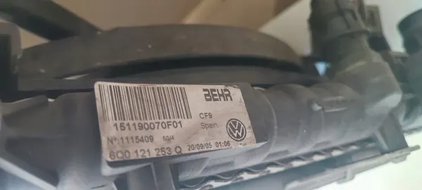 VW POLO 9N LIFT FL 05-09 Radiador + Ventilador AC OEM image 5