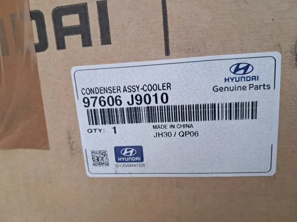 Hyundai Kona AC-condensor OEM 97606J9010 - Gebruikt image 6