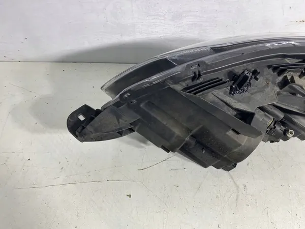 Rechter Voorlicht Peugeot 2008 I Lift EU image 10