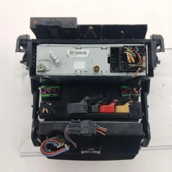 Radio Audi Concert II OEM 4B0858005 pour A6 C5 image 6