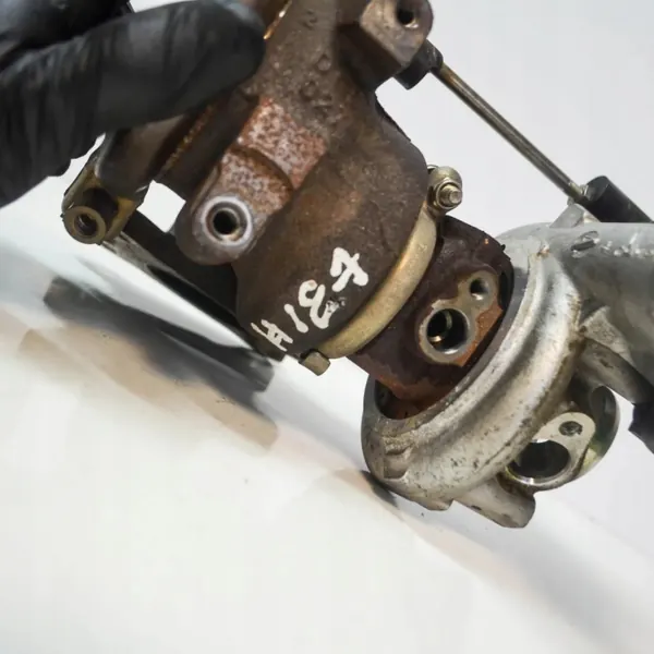Turbo Audi Q3 (8U) 04E145722G 1.4L 110kw image 4