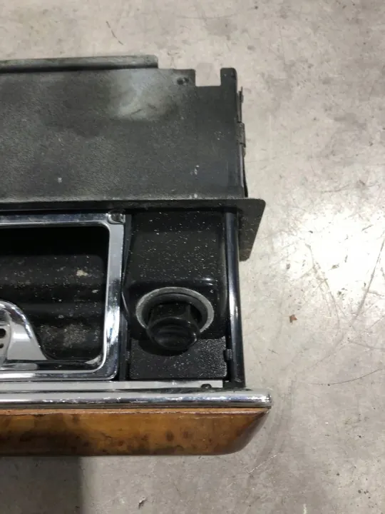 Askkopp Mercedes-Benz OEM 1268101030 för 380 560SEC image 3