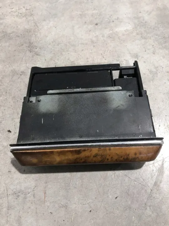 Askkopp Mercedes-Benz OEM 1268101030 för 380 560SEC image 4