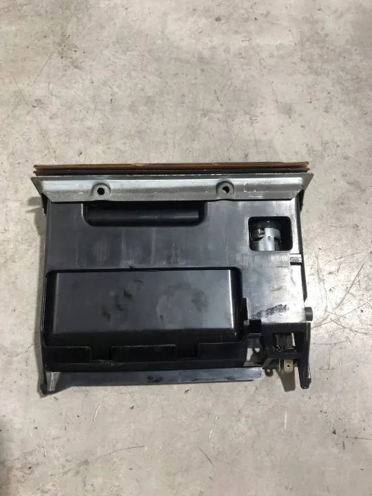 Askkopp Mercedes-Benz OEM 1268101030 för 380 560SEC image 9