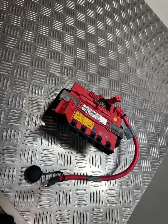 BMW 3 E92 E93 Coupé OE 9217031 image 4