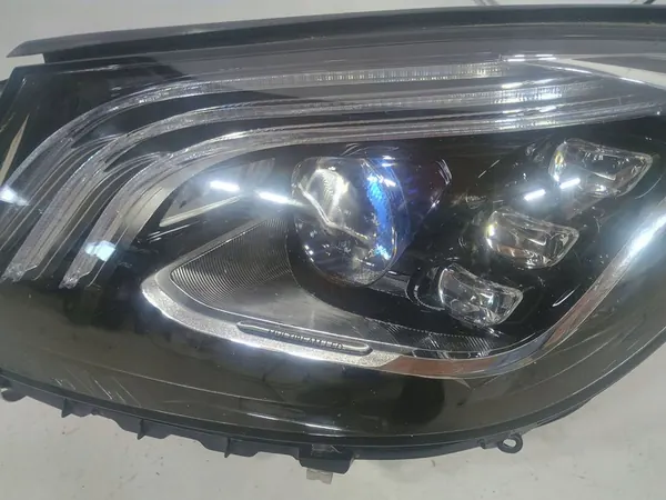 Linker koplamp Mercedes S-klasse W222 A2229061905 image 3