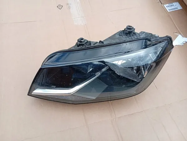 Etulamppu VW Caddy 2K1 image 4