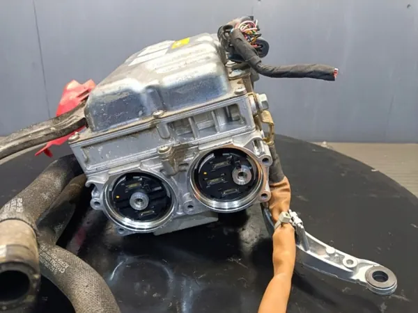 Mercedes-Benz W213 2.0 CDI Hybride Converter OEM A2139003333 image 7
