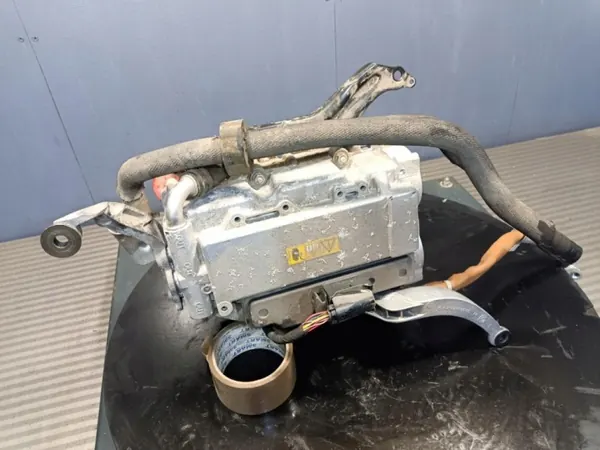 Mercedes-Benz W213 2.0 CDI Hybride Converter OEM A2139003333 image 9