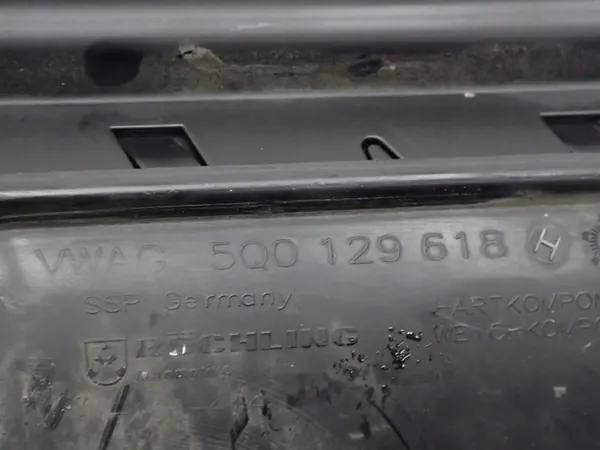 Luftfilterhus OEM 5Q0129607AE för VW Golf VII image 6