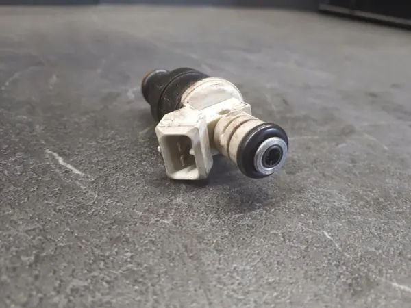 Injecteur OEM 030906031a pour VW Golf II 1.3 image 3