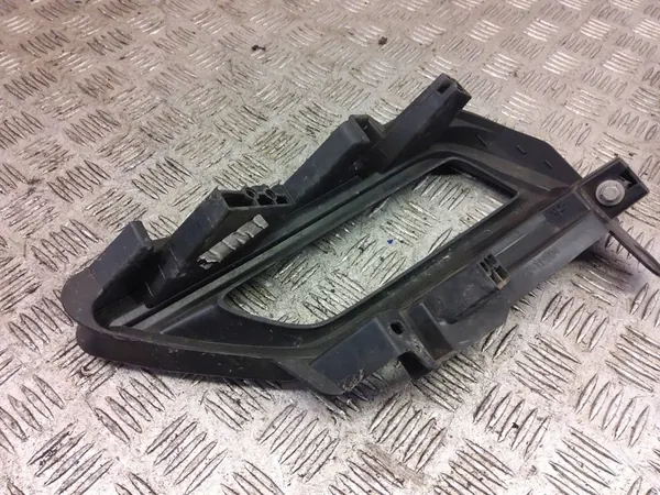 Griglia faro antinebbia anteriore destra Nissan Micra K14 2021 OEM image 6