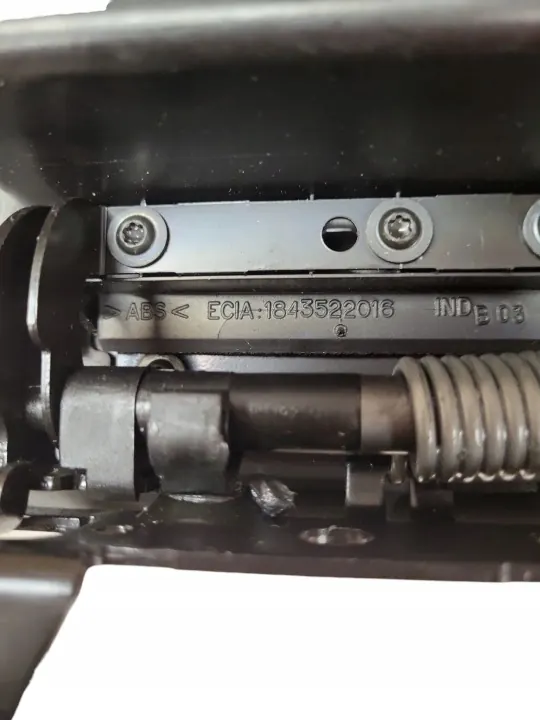 Accoudoir OEM 1843522016 pour Citroën C5 III 2.7L Diesel image 7