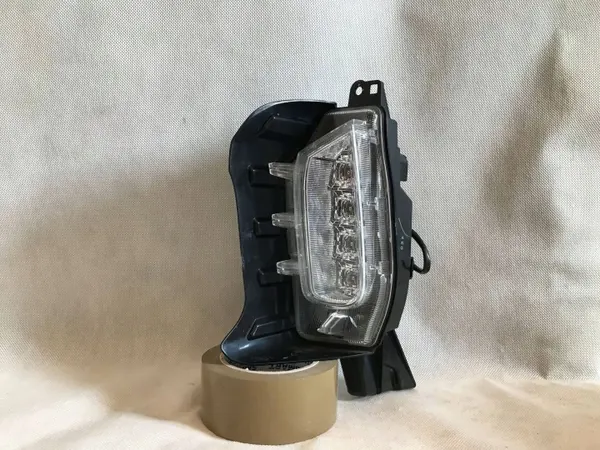 TOYOTAPRIUSPLUS Luz LED DRL Pisca Lado Esquerdo image 2