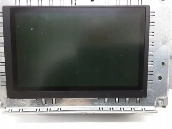 Käytetty Volvo OE navigointinäyttö OEM 31374996 image 2