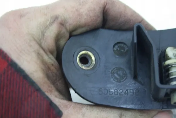 OEM 60682498 Kraftstoffklappen-Verschlussaktuator für Alfa Romeo GT image 7