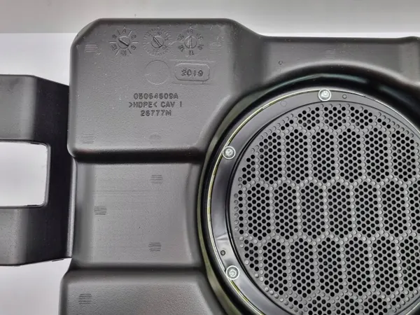 Subwoofer Dodge OE d'occasion OEM 26777AF image 4