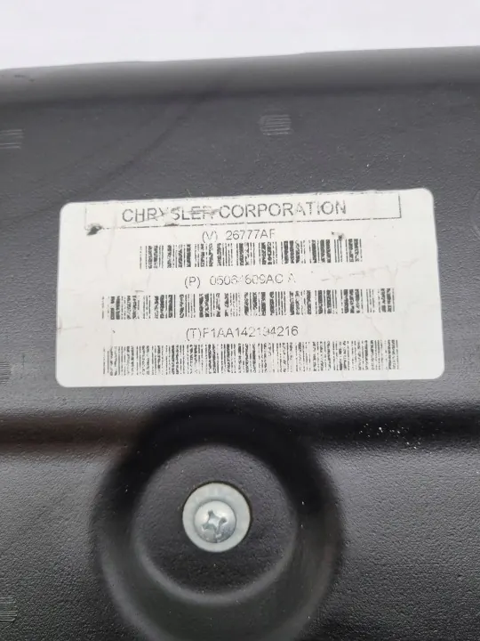 Subwoofer Dodge OE d'occasion OEM 26777AF image 5