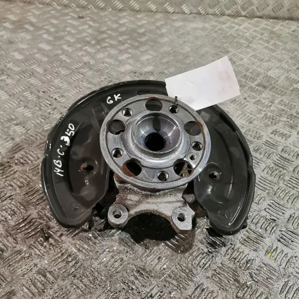 Mercedes-Benz CLS C257 2018 Taka pyörännavan OEM UTO33668 image 2