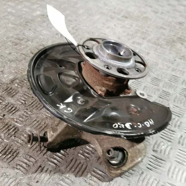 Mercedes-Benz CLS C257 2018 Taka pyörännavan OEM UTO33668 image 3