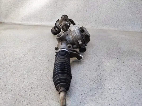 Boîtier de direction OEM 670000283304 Mercedes Classe A image 4