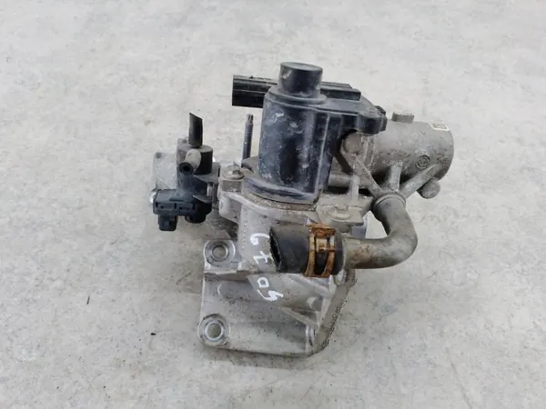 Válvula EGR usada OEM 3-523.02.8 para Nissan Qashqai I image 5
