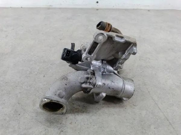 Válvula EGR usada OEM 3-523.02.8 para Nissan Qashqai I image 7