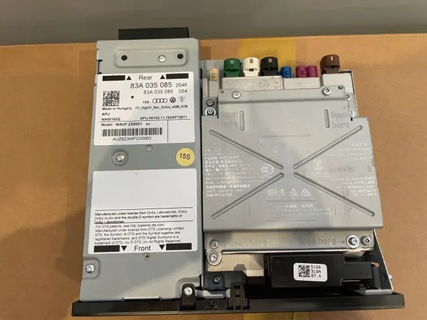 Contrôleur Navigation MIB2 Audi Q3 83A OEM 83A035085 image 2