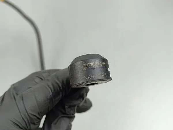 KIA Telluride Knacksensor OEM 393203L110 image 3