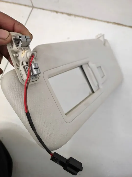 OEM 5G0857561B Visor esquerdo para VW Passat B8 image 4