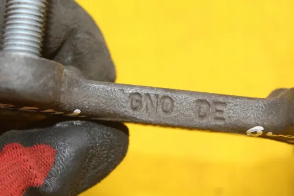 OEM 14930 JARZMO AUDI Oikea taka jousituskiinnike image 7