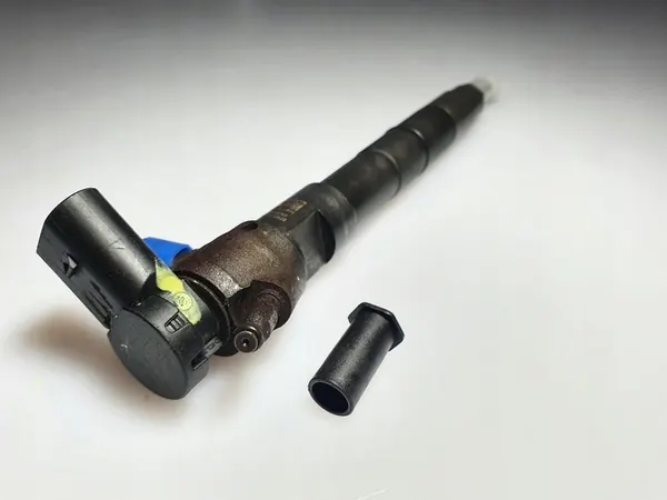 Iniettore carburante VW CRAFTER T6 MAN TGE Originale 03N130277D image 8