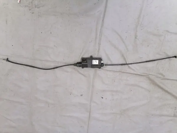 Sähköinen käsijarru OEM 670030076 Maserati Quattroporte VI:lle image 2