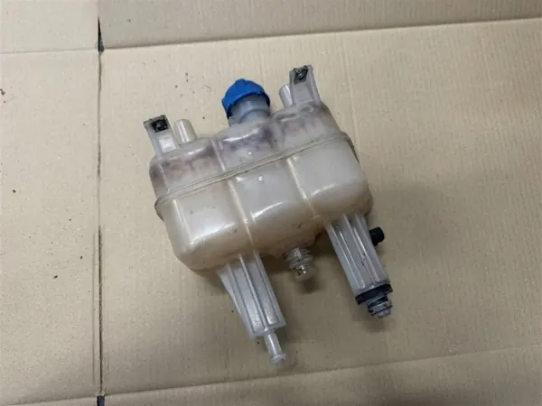 Tanque de expansão de água OEM para Ducato/Jumper/Boxer image 3