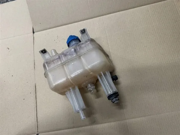Tanque de expansão de água OEM para Ducato/Jumper/Boxer image 4