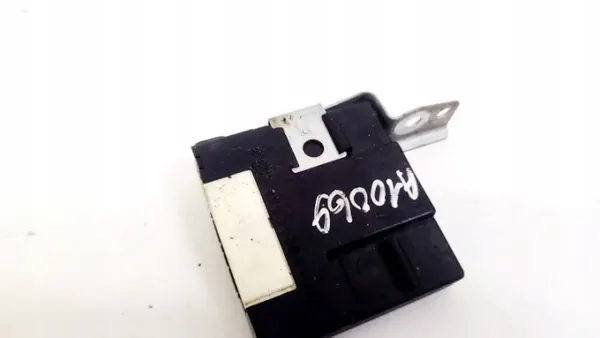 Toyota Prius Immobilizer Computer OEM 8978047020 image 3