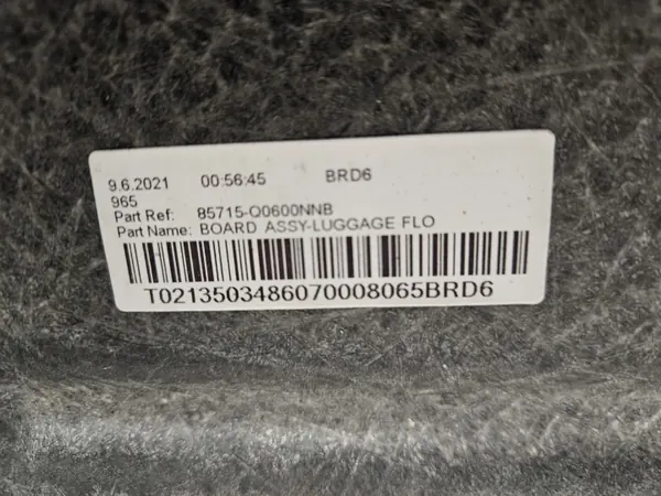 Estante de maletero Hyundai Bayon OEM 85715Q0600 image 3