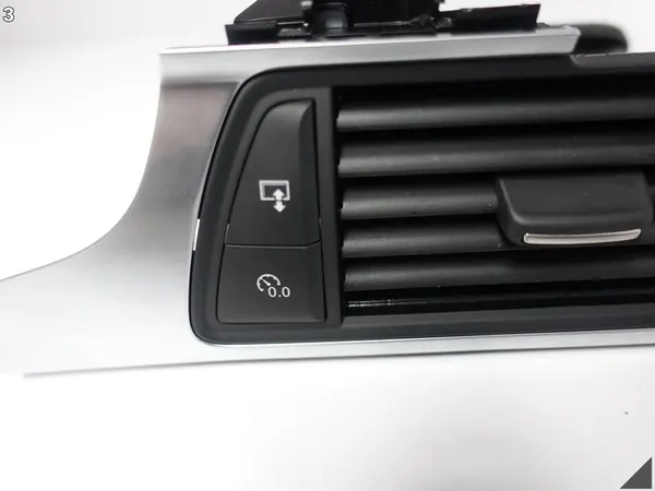 Grelha de Ventilação Central Audi OE 4G1820951 image 4