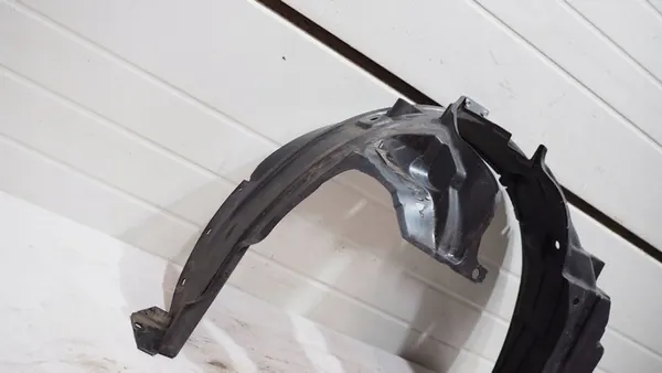 Nissan Micra 2005 Etuvasen Lokasuoja OEM image 2