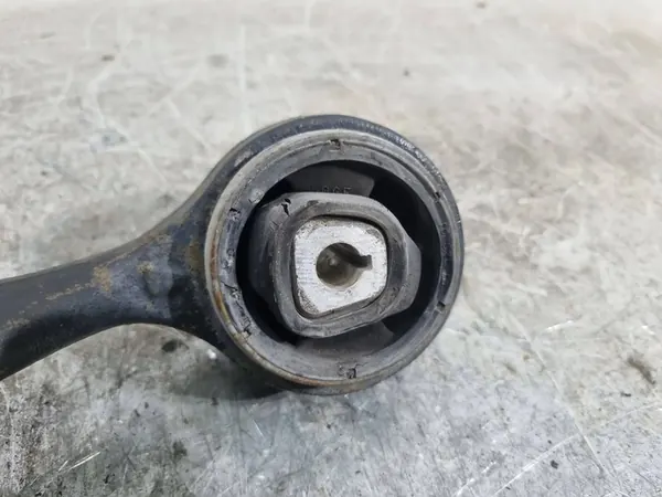 Braccio di controllo inferiore anteriore destro 6768984 BMW E84 E90 E91 E92 E93 image 5