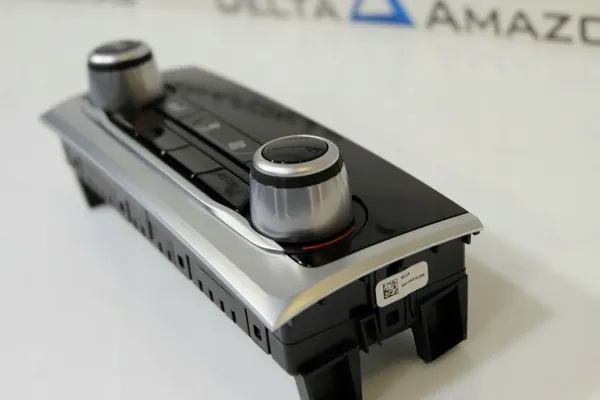 Panneau climatisation BMW Série 7 G11 G12 OEM 9376678 image 4