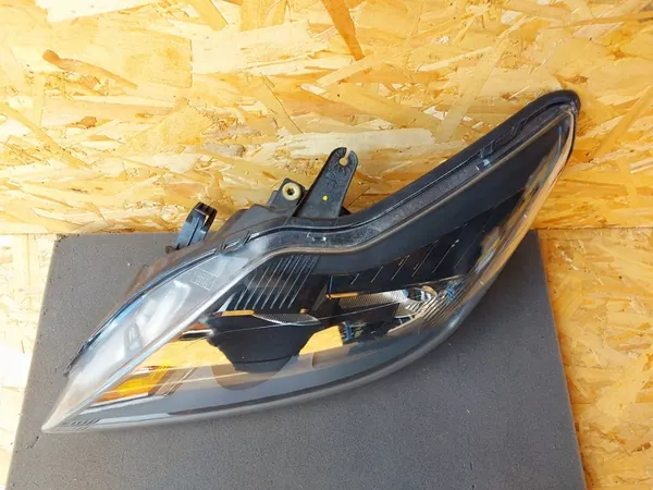 Vasen etuvalaisin Ford Focus II MK2 2007+ OEM 1754446 image 3
