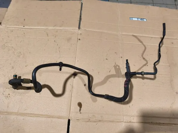 VW Audi Skoda 2.0 TDI tyhjiöletku OEM 03N129456 image 2