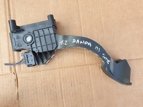 Kaasu Pedali Fiat Panda III 2012- 52097847 image 2