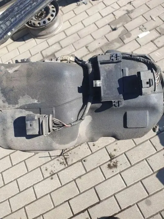 Polttoainesäiliö OEM 7N0201060T VW Sharan 2.0L Diesel image 4