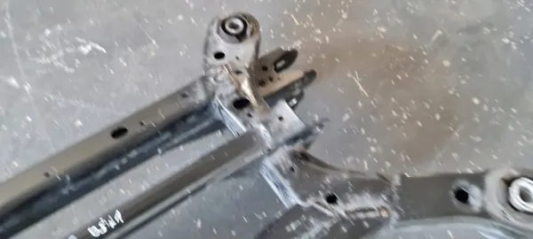 Chrysler Pacifica 2022 Achterophangingbalk OEM KTS30157 image 7