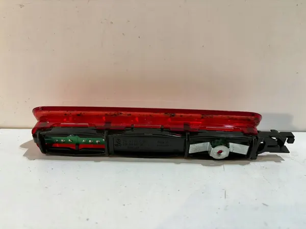 Volkswagen Caddy 3 Takavalon valo - 2K0945087C image 2