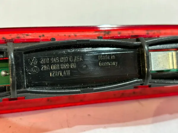 Volkswagen Caddy 3 Takavalon valo - 2K0945087C image 3