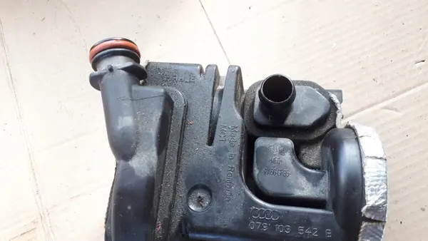 Öljyseparatori Audi S6 C7 4.0 TFSI image 3