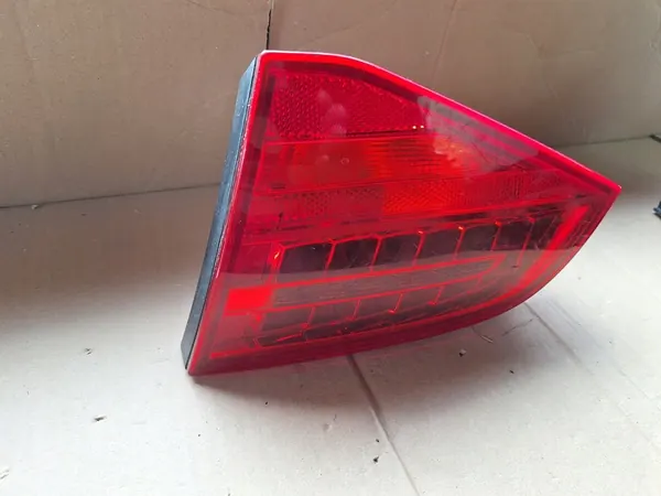 Lámpara trasera derecha para Audi A4 B8 image 2